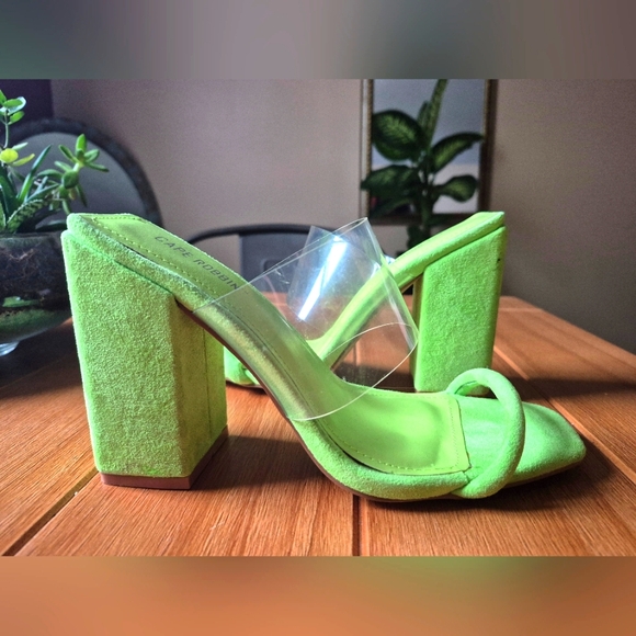 Cape Robbin Lime Green Sandals - Size 7.5‎ - Picture 1 of 6